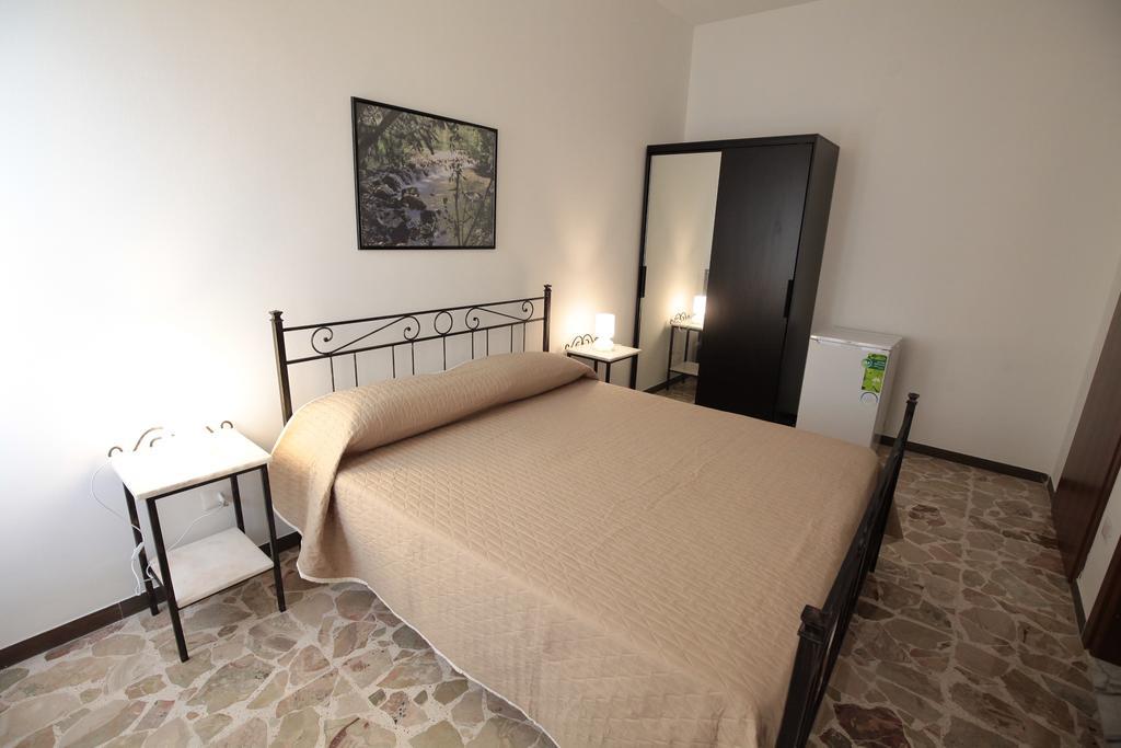 B&B Tari Syracuse Room photo